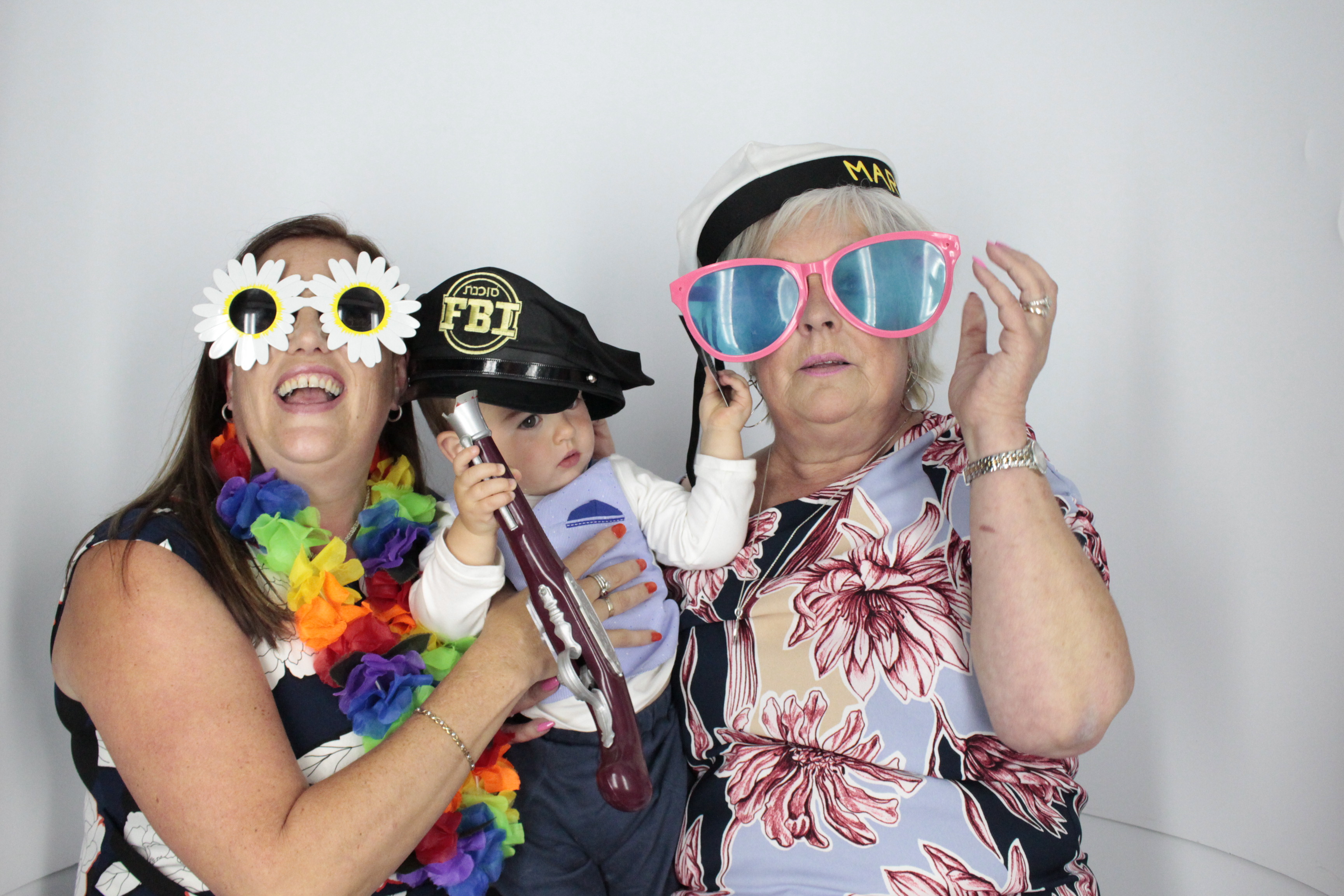 Emma & Karl's Wedding | View more photos from the event at gallery.myphotoboothexperience.co.uk/u/MyPhotoBoothExperienceLtd/Emma-Karls-Wedding